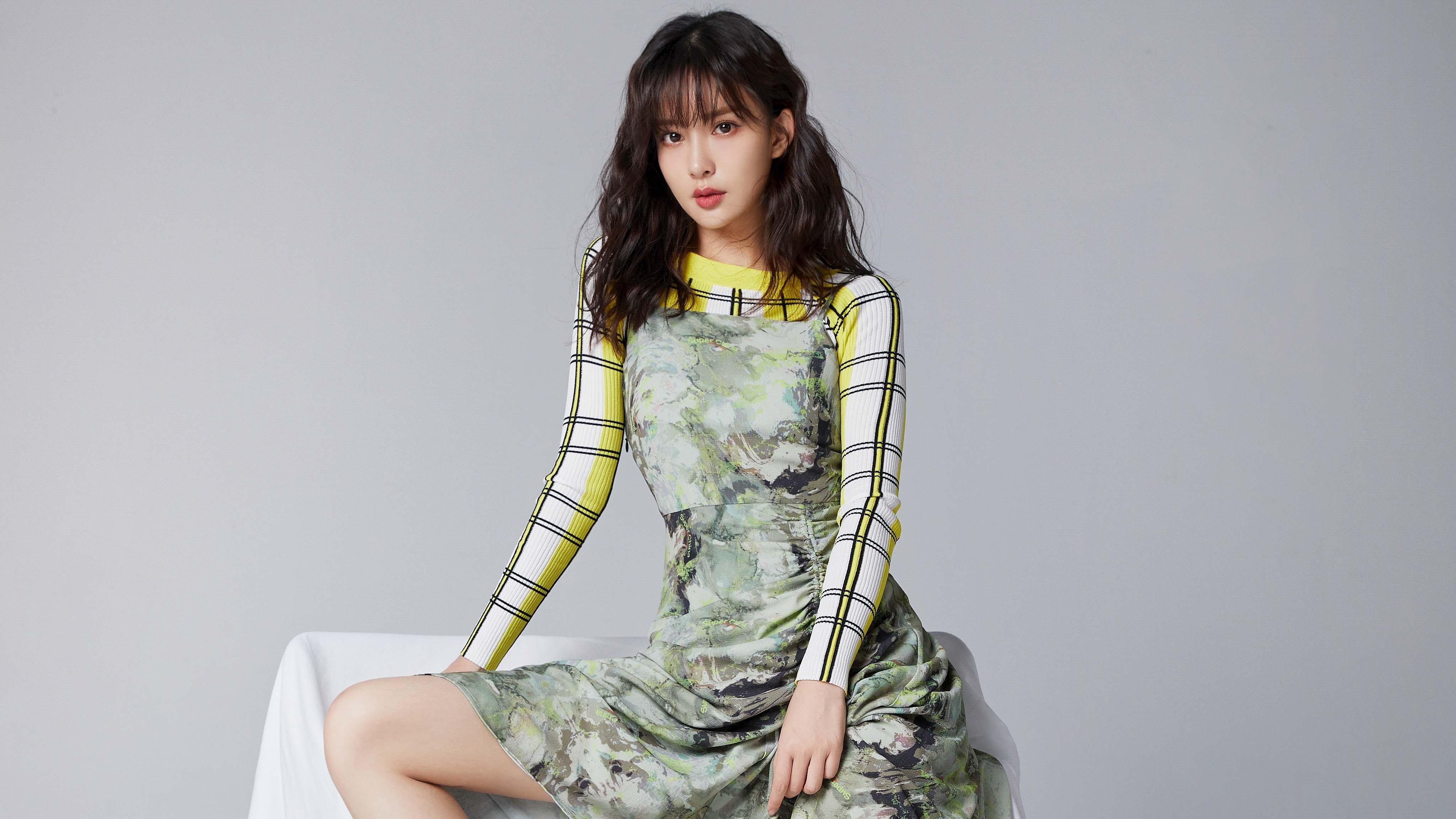 “东安湖体育公园铁人三项:泳池、跑道、赛道挑战极限体力”