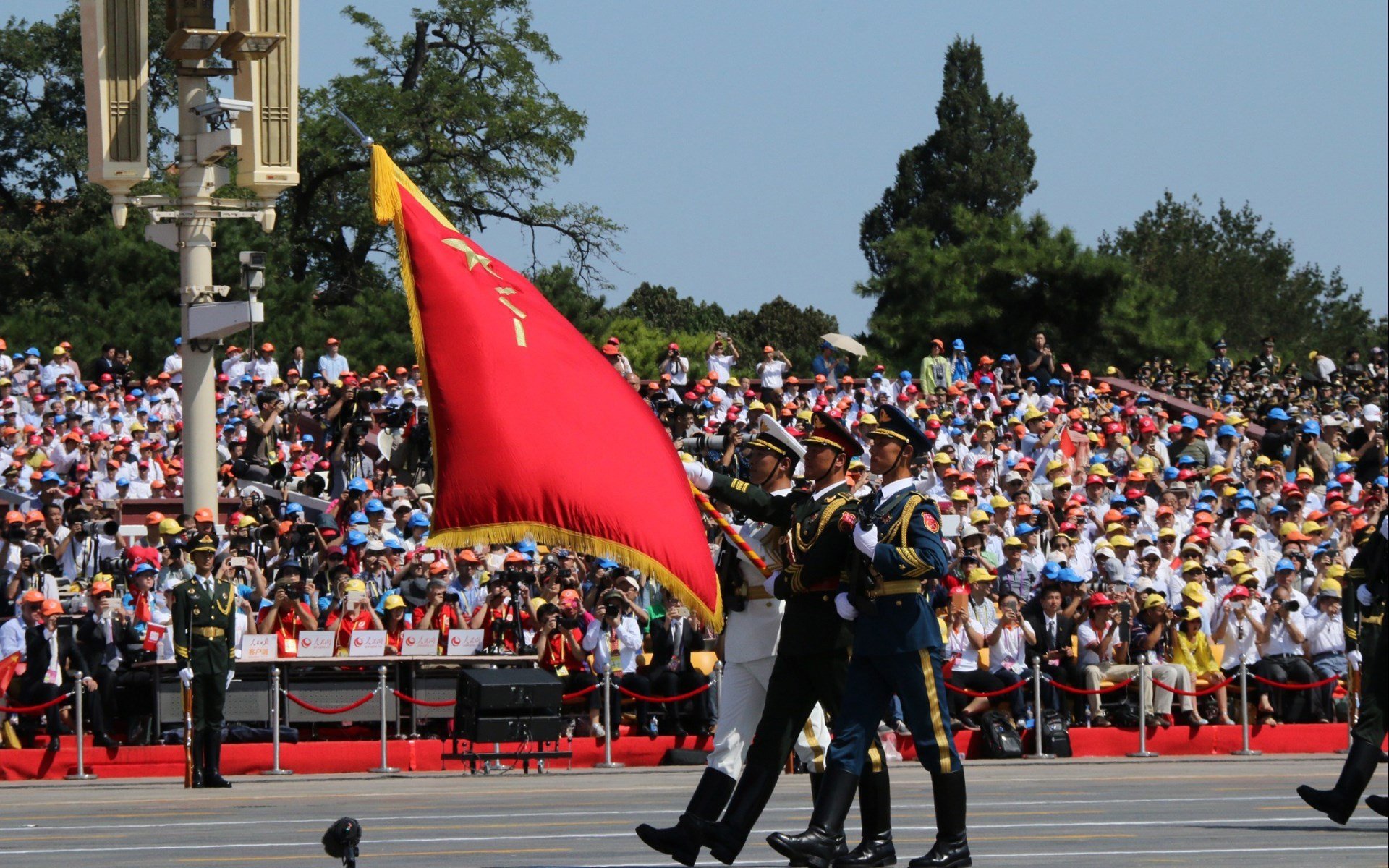 国家队防守体系漏洞频繁，防守反击国家队